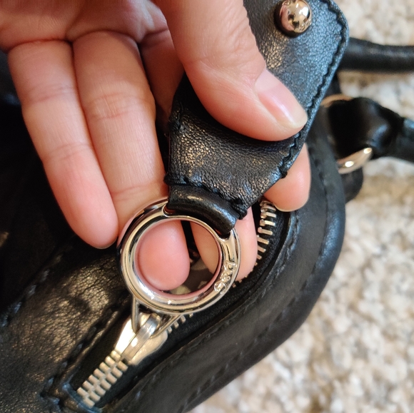 Leather D&G bag like new - Picture 8 of 11